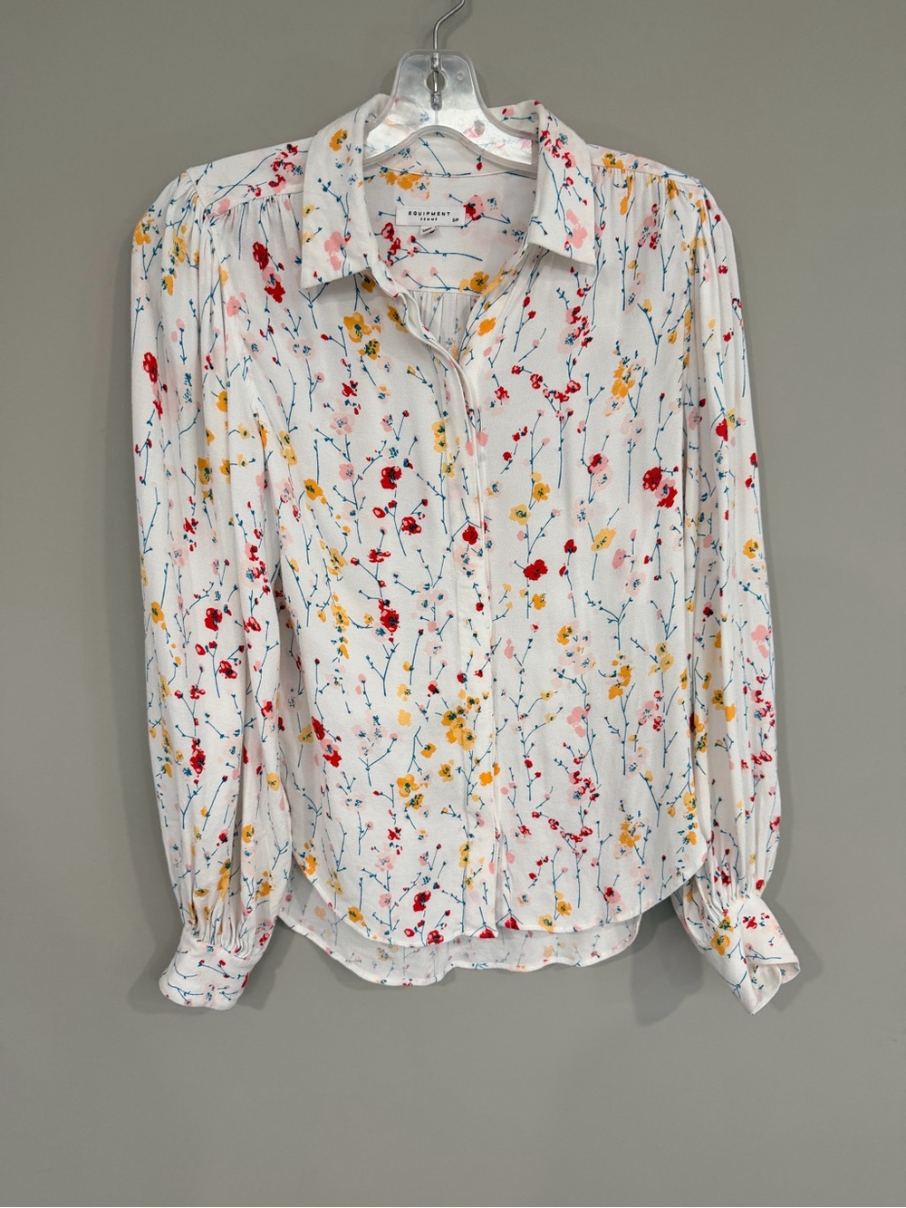 Equipment Floral Blouse with Balloon Sleeves